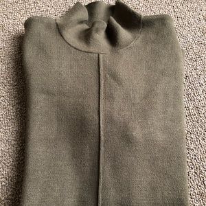 Like new, green mock neck shirt.